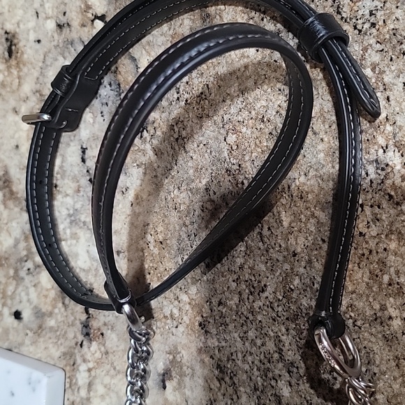 Coach NWT Crossbody monogram with heart print - Picture 11 of 12